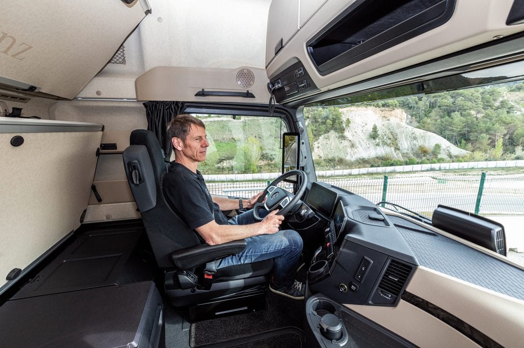 Digitaler Fahrtenschreiber: Eingabe der Länderkennung