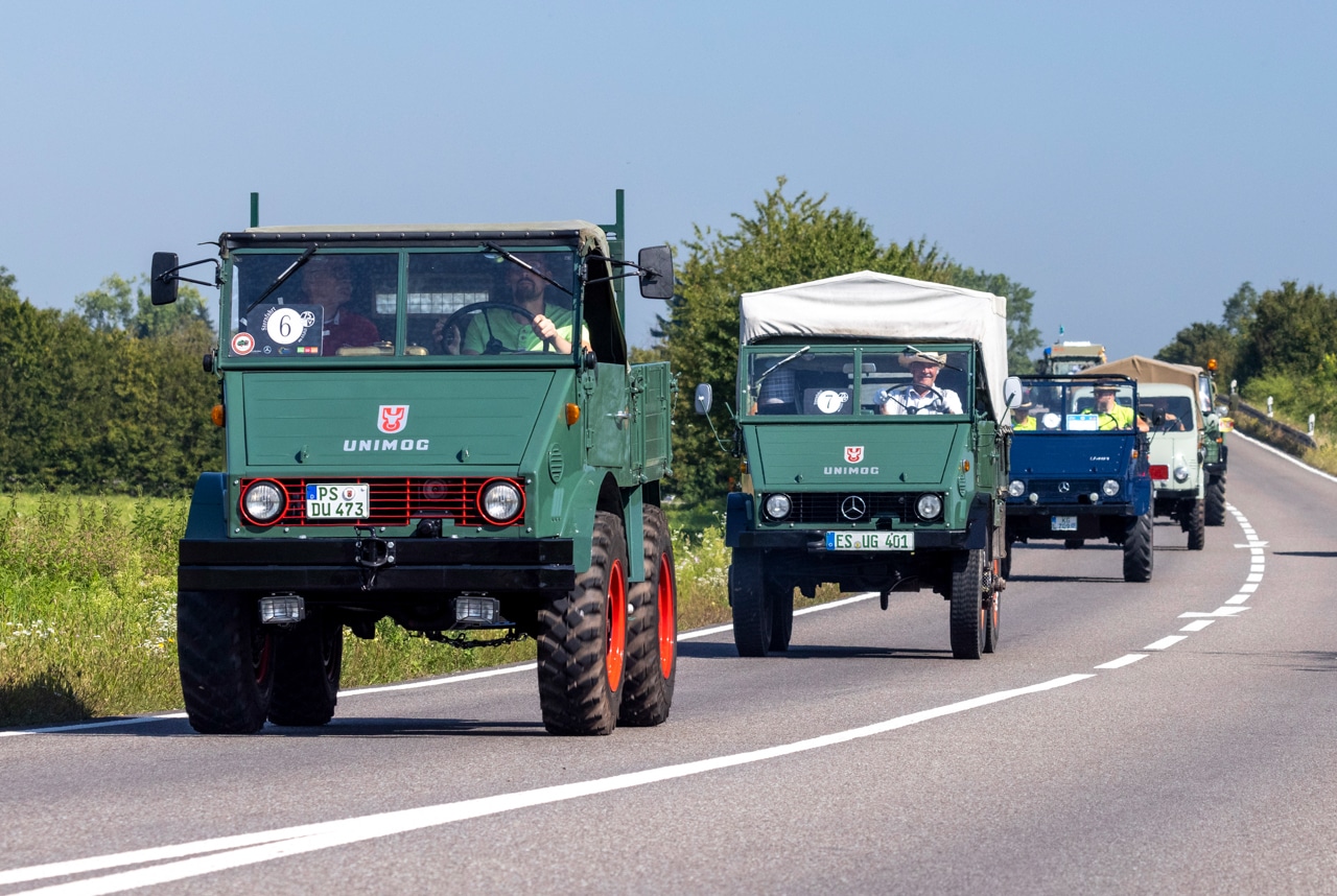 Zünftige Sause im Unimog-Museum: Eine Traktor-Ikone feiert Geburtstag