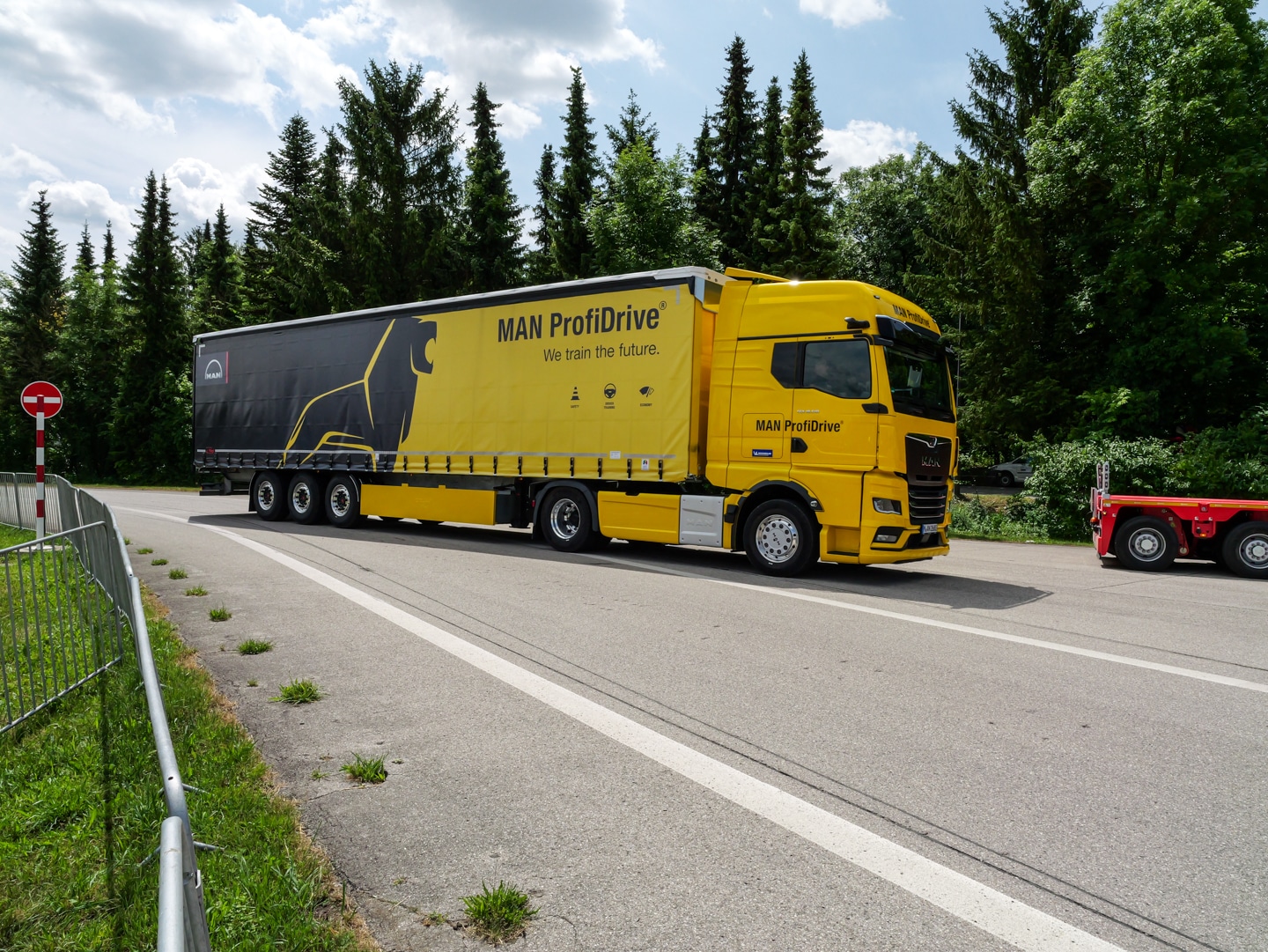 MAN Truck & Bus: Traum-Lkw für den bundesweit besten Auszubildenden