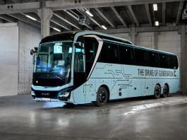 Der Lion’s Coach E zeichnet sich durch eine optimierte Aerodynamik aus, die zu einer hohen Reichweite beiträgt.